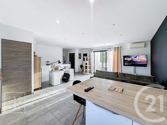 Appartement F3 à vendre - 3 pièces - 70.9 m2 - ST ESTEVE - 66 - LANGUEDOC-ROUSSILLON - Century 21 Riberal