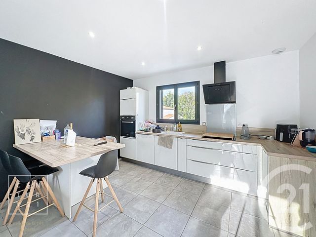 Appartement F3 à vendre - 3 pièces - 70.9 m2 - ST ESTEVE - 66 - LANGUEDOC-ROUSSILLON - Century 21 Riberal