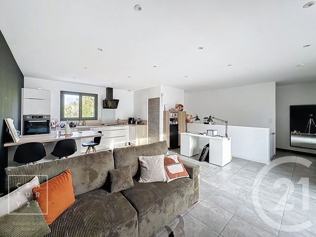 Appartement F3 à vendre - 3 pièces - 70.9 m2 - ST ESTEVE - 66 - LANGUEDOC-ROUSSILLON - Century 21 Riberal