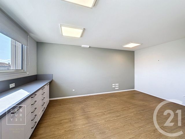 Afficher la photo en grand Appartement Local à vendre - 7 pièces - 158.5 m2 - BAHO - 66 - LANGUEDOC-ROUSSILLON - Century 21 Riberal