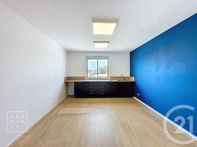 Afficher la photo en grand Appartement Local à vendre - 7 pièces - 158.5 m2 - BAHO - 66 - LANGUEDOC-ROUSSILLON - Century 21 Riberal