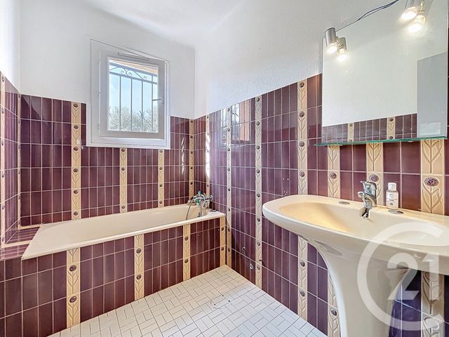 maison à vendre - 5 pièces - 116.0 m2 - ST ESTEVE - 66 - LANGUEDOC-ROUSSILLON - Century 21 Riberal