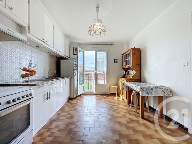 maison à vendre - 5 pièces - 116.0 m2 - ST ESTEVE - 66 - LANGUEDOC-ROUSSILLON - Century 21 Riberal