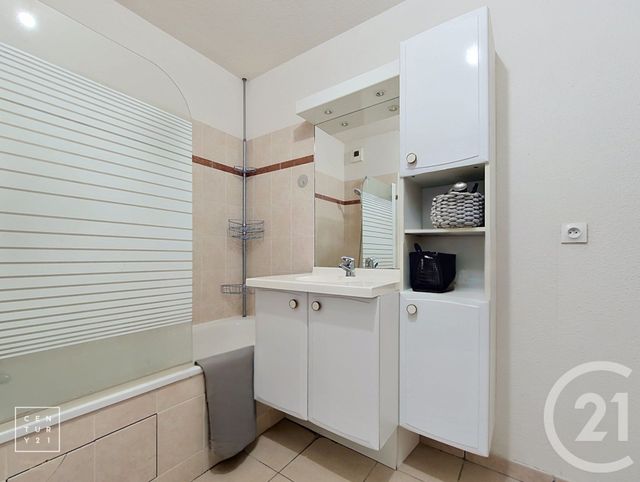 Appartement F2 à vendre - 2 pièces - 42.0 m2 - ST ESTEVE - 66 - LANGUEDOC-ROUSSILLON - Century 21 Riberal