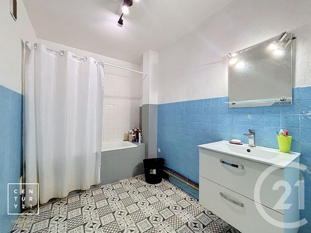 Appartement F4 à vendre - 4 pièces - 96.5 m2 - PERPIGNAN - 66 - LANGUEDOC-ROUSSILLON - Century 21 Riberal