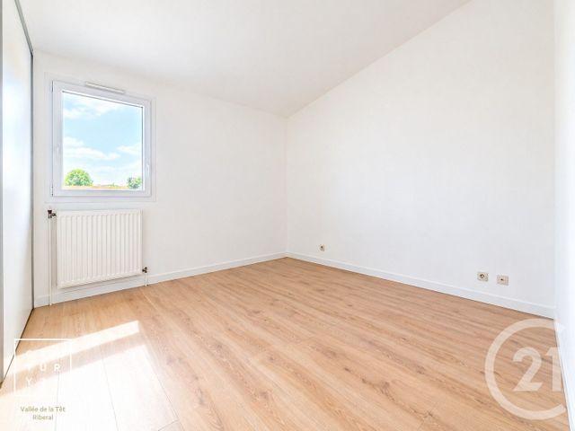 Appartement T2 à louer - 2 pièces - 46.43 m2 - ST ESTEVE - 66 - LANGUEDOC-ROUSSILLON - Century 21 Riberal
